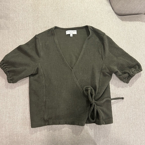 Madewell Texture and Thread Puff Sleeve Wrap Top - Picture 2 of 3